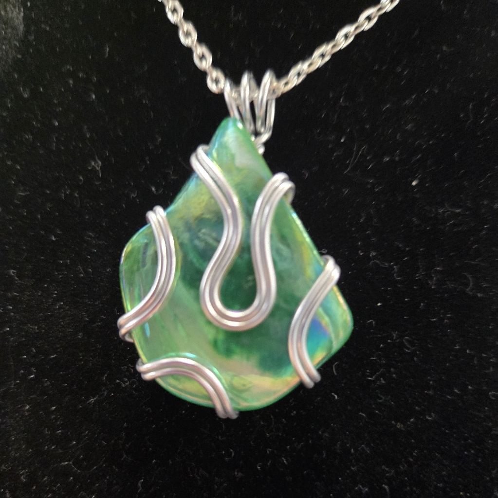 Green Abolone Pendant Necklace